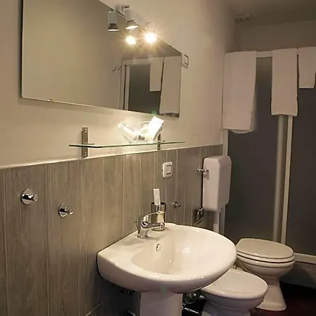 Clorinda's 3*